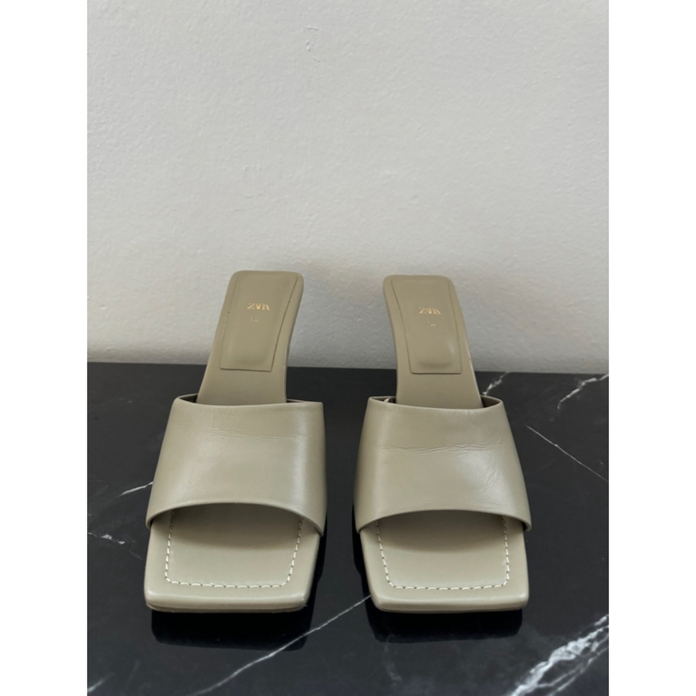 Zara Neutral Taupe Square Toe Pumps